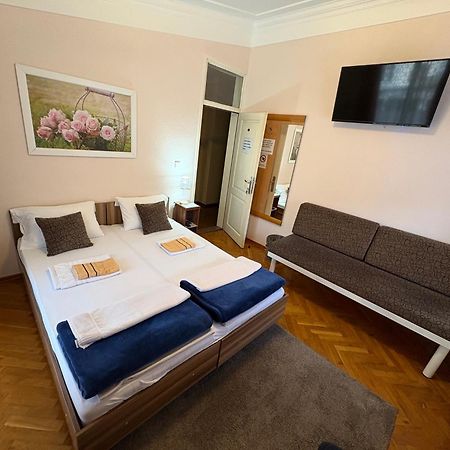 Hostel Dino โมสตาร์ ภายนอก รูปภาพ